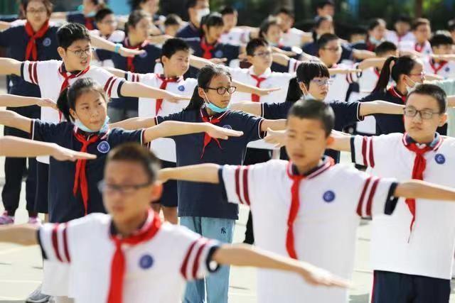 中小学“成绩单”或将被取消，教育部作出回应，学生高兴了一半！