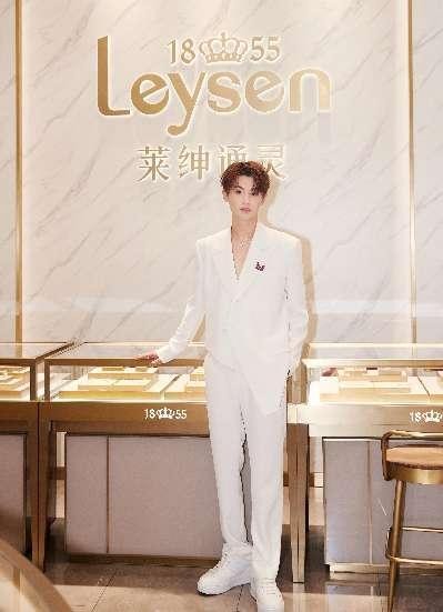 黄明昊“真心告白”现场，不愧是粉丝心中的真诚偶像